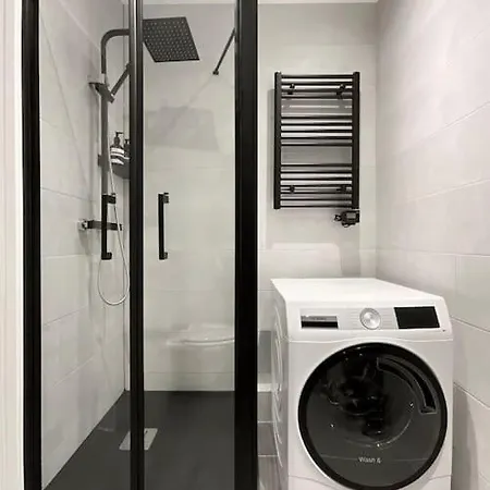 Champs-elysees 5 Etoiles *